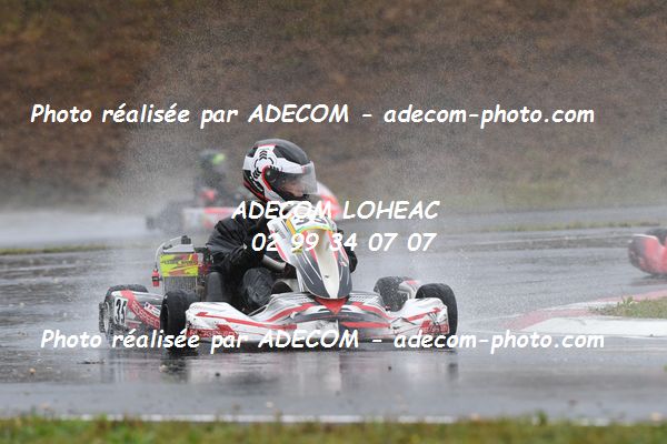 http://v2.adecom-photo.com/images//4.KARTING/2021/CHAMPIONNAT_DE_FRANCE_KARTING_2021/NATIONALE/VILLAR_Johan/46A_5377.JPG