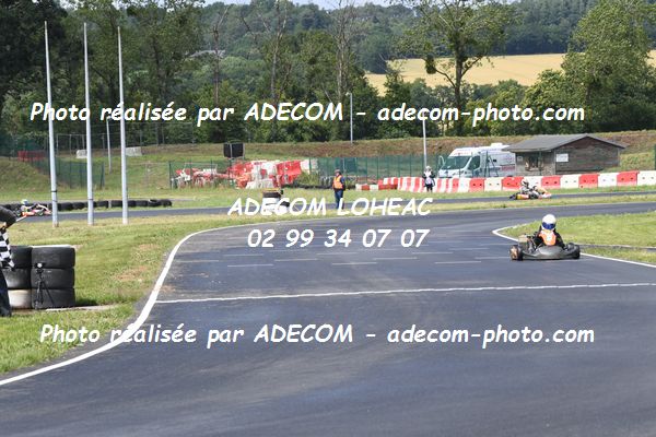 http://v2.adecom-photo.com/images//4.KARTING/2021/CHAMPIONNAT_DE_LIGUE_LOHEAC_2021/AMBIANCE_DIVERS/31A_7184.JPG