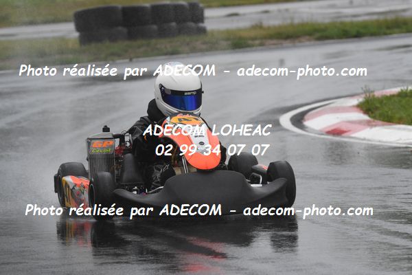 http://v2.adecom-photo.com/images//4.KARTING/2021/CHAMPIONNAT_DE_LIGUE_LOHEAC_2021/CADETS/BOUDER_Sacha/31A_5608.JPG