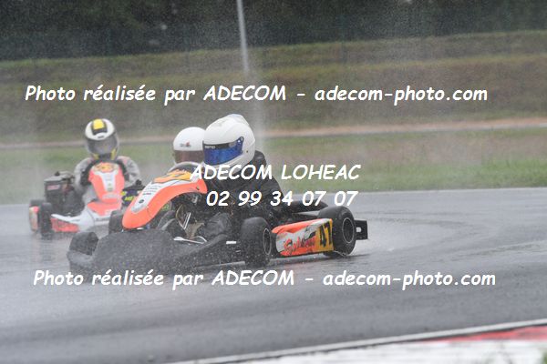 http://v2.adecom-photo.com/images//4.KARTING/2021/CHAMPIONNAT_DE_LIGUE_LOHEAC_2021/CADETS/BOUDER_Sacha/31A_5938.JPG