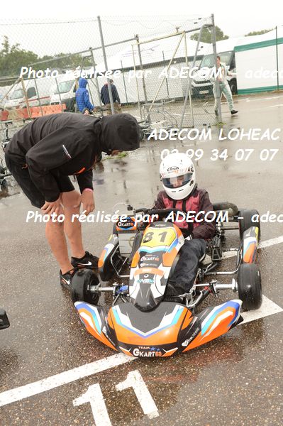 http://v2.adecom-photo.com/images//4.KARTING/2021/CHAMPIONNAT_DE_LIGUE_LOHEAC_2021/CADETS/GERVAIS_Lola/31E_0230.JPG