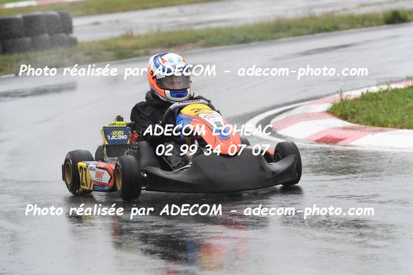 http://v2.adecom-photo.com/images//4.KARTING/2021/CHAMPIONNAT_DE_LIGUE_LOHEAC_2021/CADETS/LEBLAIS_Bastian/31A_5632.JPG