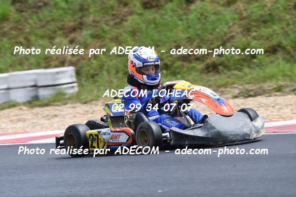 http://v2.adecom-photo.com/images//4.KARTING/2021/CHAMPIONNAT_DE_LIGUE_LOHEAC_2021/CADETS/LEBLAIS_Bastian/31A_7172.JPG