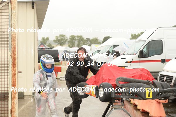 http://v2.adecom-photo.com/images//4.KARTING/2021/CHAMPIONNAT_DE_LIGUE_LOHEAC_2021/CADETS/NEVEU_Nolan/31E_0231.JPG