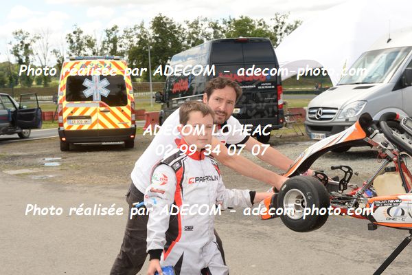 http://v2.adecom-photo.com/images//4.KARTING/2021/CHAMPIONNAT_DE_LIGUE_LOHEAC_2021/CADETS/NEVEU_Nolan/31E_0326.JPG