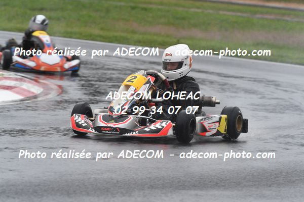 http://v2.adecom-photo.com/images//4.KARTING/2021/CHAMPIONNAT_DE_LIGUE_LOHEAC_2021/MINIMES/COUEDEL_Enzo/31A_6025.JPG