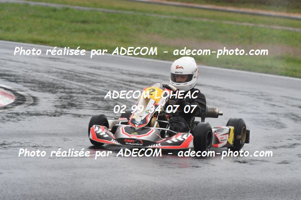 http://v2.adecom-photo.com/images//4.KARTING/2021/CHAMPIONNAT_DE_LIGUE_LOHEAC_2021/MINIMES/COUEDEL_Enzo/31A_6035.JPG