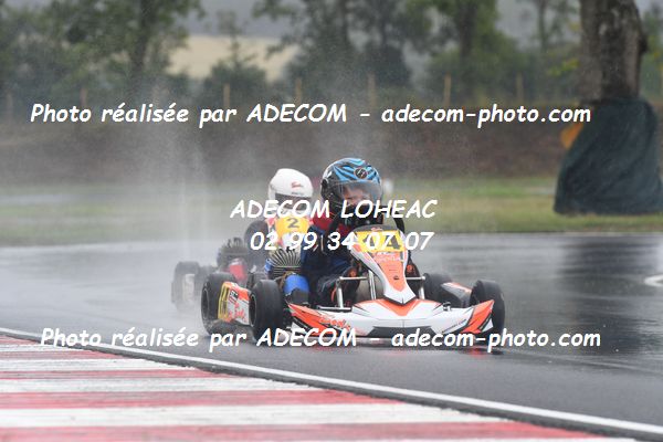 http://v2.adecom-photo.com/images//4.KARTING/2021/CHAMPIONNAT_DE_LIGUE_LOHEAC_2021/MINIMES/HERVE_Ewen/31A_5675.JPG