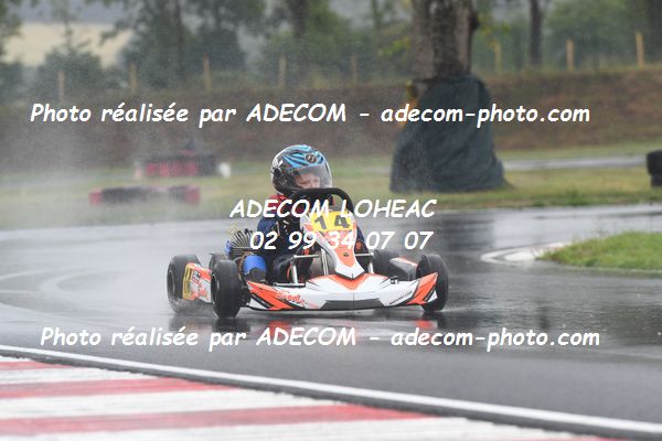 http://v2.adecom-photo.com/images//4.KARTING/2021/CHAMPIONNAT_DE_LIGUE_LOHEAC_2021/MINIMES/HERVE_Ewen/31A_5680.JPG