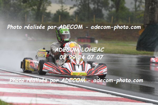 http://v2.adecom-photo.com/images//4.KARTING/2021/CHAMPIONNAT_DE_LIGUE_LOHEAC_2021/NATIONALE/BLIN_Teo/31A_5532.JPG