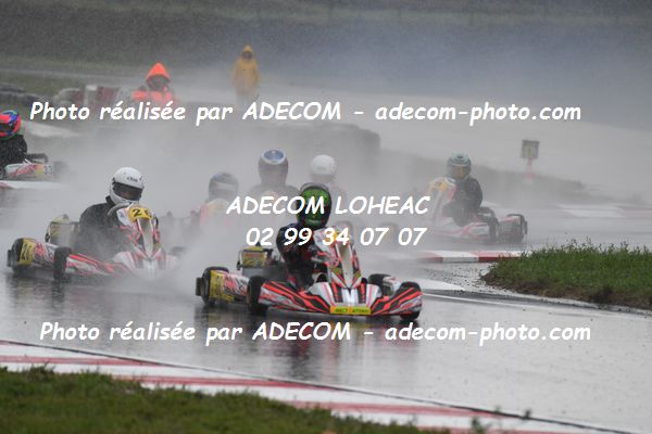 http://v2.adecom-photo.com/images//4.KARTING/2021/CHAMPIONNAT_DE_LIGUE_LOHEAC_2021/NATIONALE/BLIN_Teo/31A_6349.JPG