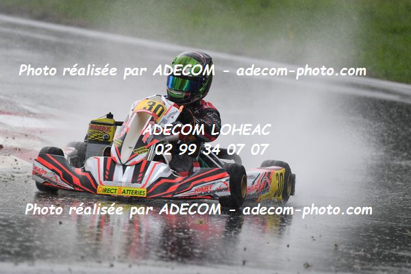 http://v2.adecom-photo.com/images//4.KARTING/2021/CHAMPIONNAT_DE_LIGUE_LOHEAC_2021/NATIONALE/BLIN_Teo/31A_6358.JPG