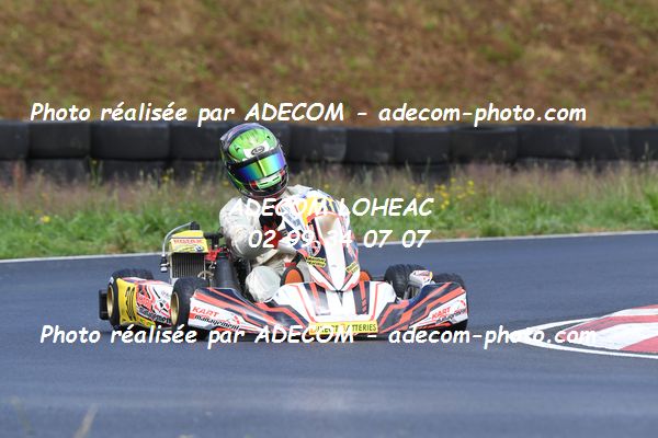 http://v2.adecom-photo.com/images//4.KARTING/2021/CHAMPIONNAT_DE_LIGUE_LOHEAC_2021/NATIONALE/BLIN_Teo/31A_6843.JPG