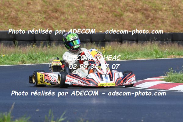 http://v2.adecom-photo.com/images//4.KARTING/2021/CHAMPIONNAT_DE_LIGUE_LOHEAC_2021/NATIONALE/BLIN_Teo/31A_6874.JPG