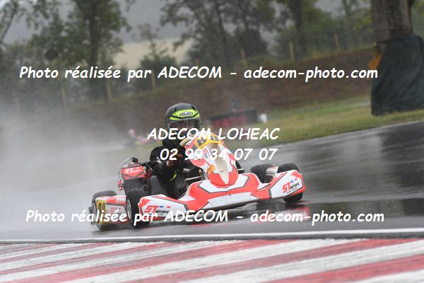 http://v2.adecom-photo.com/images//4.KARTING/2021/CHAMPIONNAT_DE_LIGUE_LOHEAC_2021/NATIONALE/FAVRIS_Mathis/31A_5519.JPG