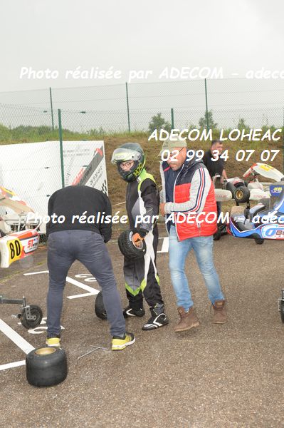 http://v2.adecom-photo.com/images//4.KARTING/2021/CHAMPIONNAT_DE_LIGUE_LOHEAC_2021/NATIONALE/FAVRIS_Mathis/31E_0278.JPG