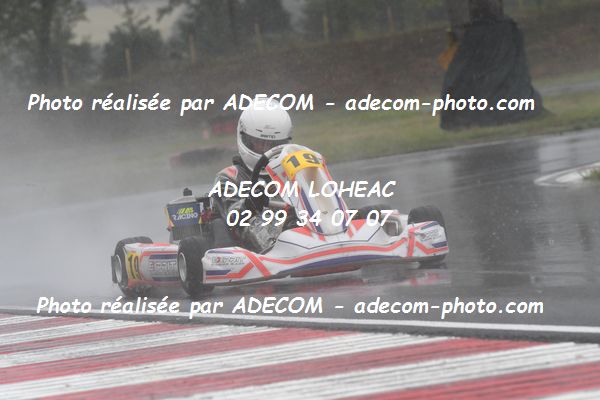 http://v2.adecom-photo.com/images//4.KARTING/2021/CHAMPIONNAT_DE_LIGUE_LOHEAC_2021/NATIONALE/FURET_Ewenn/31A_5477.JPG