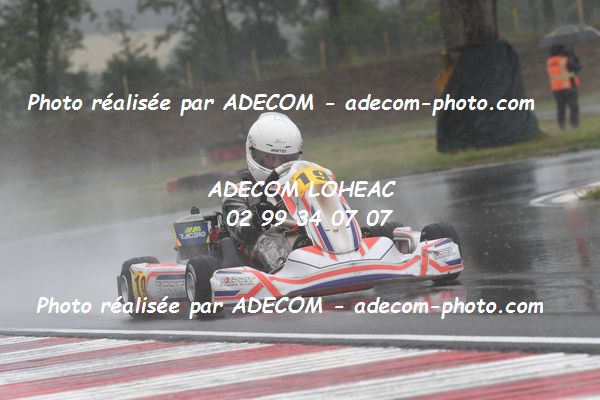 http://v2.adecom-photo.com/images//4.KARTING/2021/CHAMPIONNAT_DE_LIGUE_LOHEAC_2021/NATIONALE/FURET_Ewenn/31A_5490.JPG