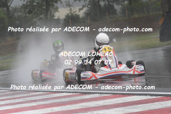 http://v2.adecom-photo.com/images//4.KARTING/2021/CHAMPIONNAT_DE_LIGUE_LOHEAC_2021/NATIONALE/FURET_Ewenn/31A_5506.JPG