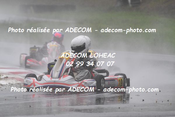 http://v2.adecom-photo.com/images//4.KARTING/2021/CHAMPIONNAT_DE_LIGUE_LOHEAC_2021/NATIONALE/FURET_Ewenn/31A_6400.JPG