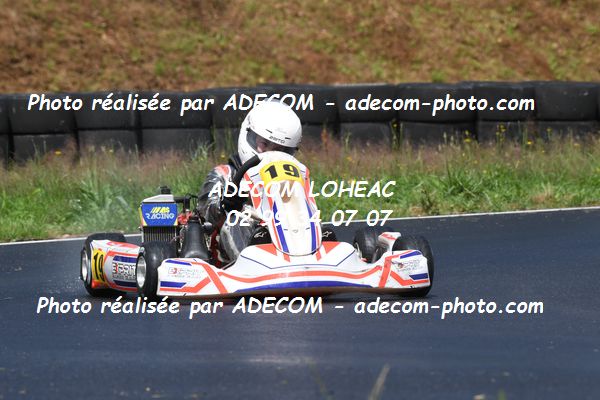 http://v2.adecom-photo.com/images//4.KARTING/2021/CHAMPIONNAT_DE_LIGUE_LOHEAC_2021/NATIONALE/FURET_Ewenn/31A_6868.JPG