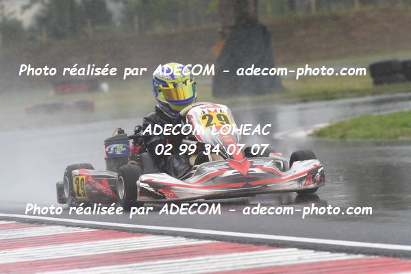 http://v2.adecom-photo.com/images//4.KARTING/2021/CHAMPIONNAT_DE_LIGUE_LOHEAC_2021/NATIONALE/GRIBONVAL_Nathan/31A_5473.JPG