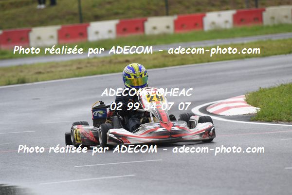 http://v2.adecom-photo.com/images//4.KARTING/2021/CHAMPIONNAT_DE_LIGUE_LOHEAC_2021/NATIONALE/GRIBONVAL_Nathan/31A_6943.JPG
