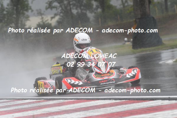 http://v2.adecom-photo.com/images//4.KARTING/2021/CHAMPIONNAT_DE_LIGUE_LOHEAC_2021/NATIONALE/HALOPEAU_Jonathan/31A_5515.JPG