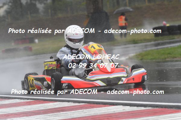 http://v2.adecom-photo.com/images//4.KARTING/2021/CHAMPIONNAT_DE_LIGUE_LOHEAC_2021/NATIONALE/LESCALIE_Titouan/31A_5492.JPG