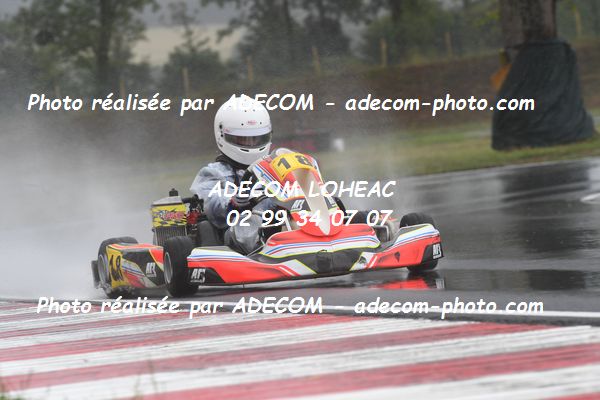 http://v2.adecom-photo.com/images//4.KARTING/2021/CHAMPIONNAT_DE_LIGUE_LOHEAC_2021/NATIONALE/LESCALIE_Titouan/31A_5523.JPG