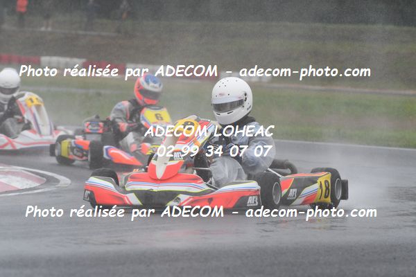 http://v2.adecom-photo.com/images//4.KARTING/2021/CHAMPIONNAT_DE_LIGUE_LOHEAC_2021/NATIONALE/LESCALIE_Titouan/31A_5879.JPG