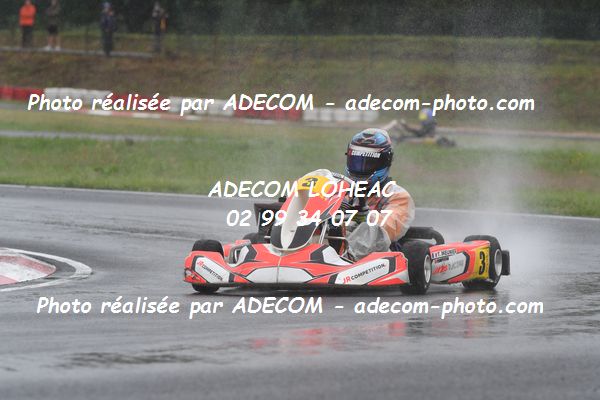 http://v2.adecom-photo.com/images//4.KARTING/2021/CHAMPIONNAT_DE_LIGUE_LOHEAC_2021/NATIONALE/MEUNIER_Tom/31A_5886.JPG