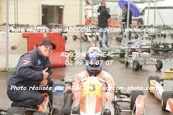 http://v2.adecom-photo.com/images//4.KARTING/2021/CHAMPIONNAT_DE_LIGUE_LOHEAC_2021/NATIONALE/MEUNIER_Tom/31E_0195.JPG