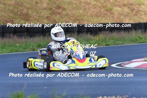 http://v2.adecom-photo.com/images//4.KARTING/2021/CHAMPIONNAT_DE_LIGUE_LOHEAC_2021/NATIONALE/PAUSE_Antonin/31A_6888.JPG