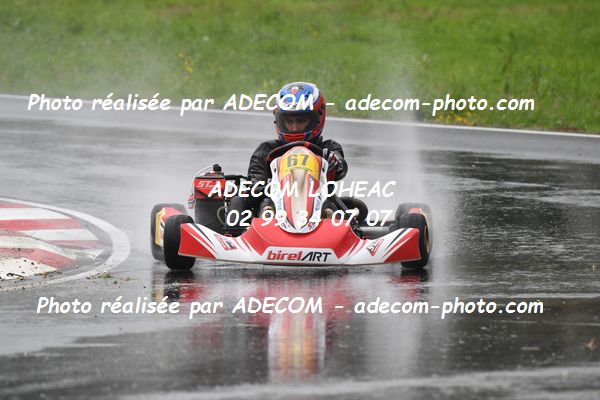 http://v2.adecom-photo.com/images//4.KARTING/2021/CHAMPIONNAT_DE_LIGUE_LOHEAC_2021/NATIONALE/PRIMAULT_Theodore/31A_6429.JPG