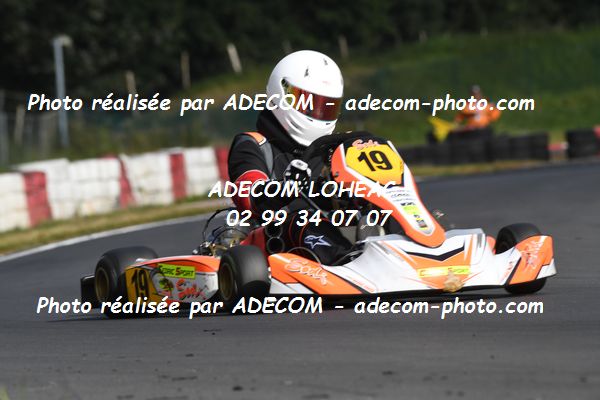 http://v2.adecom-photo.com/images//4.KARTING/2021/TROPHEE_BRETAGNE_LOHEAC_2021/KZ2_KZ2_MASTER/BILLON_Alain/39A_3882.JPG