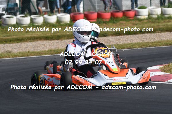 http://v2.adecom-photo.com/images//4.KARTING/2021/TROPHEE_BRETAGNE_LOHEAC_2021/KZ2_KZ2_MASTER/BILLON_Alain/39A_5757.JPG