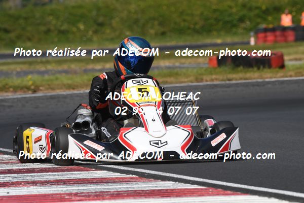 http://v2.adecom-photo.com/images//4.KARTING/2021/TROPHEE_BRETAGNE_LOHEAC_2021/KZ2_KZ2_MASTER/CARNEIRO_Florent/39A_4790.JPG