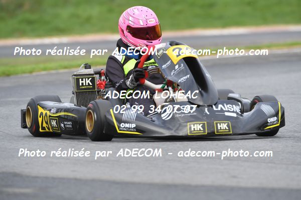 http://v2.adecom-photo.com/images//4.KARTING/2024/CHAMPIONNAT_DE_LIGUE_LOHEAC_2024/NATIONALE/HER_Leonie/70A_7023.JPG