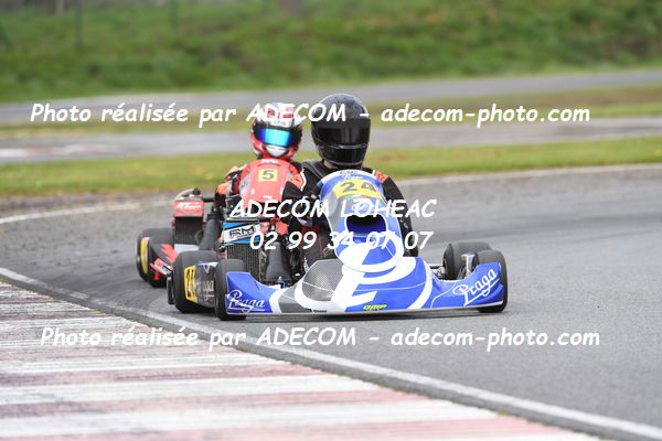 http://v2.adecom-photo.com/images//4.KARTING/2024/CHAMPIONNAT_DE_LIGUE_LOHEAC_2024/ROTAX/BERTHOMMIER_Charles/79A_0603.JPG