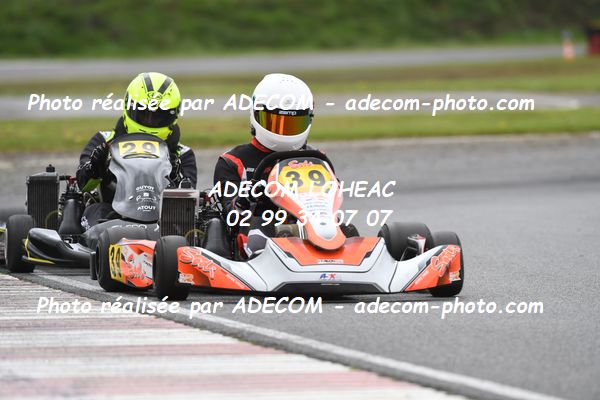 http://v2.adecom-photo.com/images//4.KARTING/2024/CHAMPIONNAT_DE_LIGUE_LOHEAC_2024/ROTAX/BODILIS_Noah/79A_0764.JPG