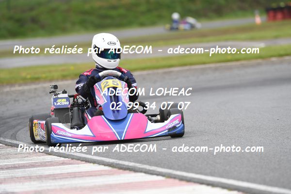 http://v2.adecom-photo.com/images//4.KARTING/2024/CHAMPIONNAT_DE_LIGUE_LOHEAC_2024/ROTAX/BOITTIN_Valentin/79A_0540.JPG