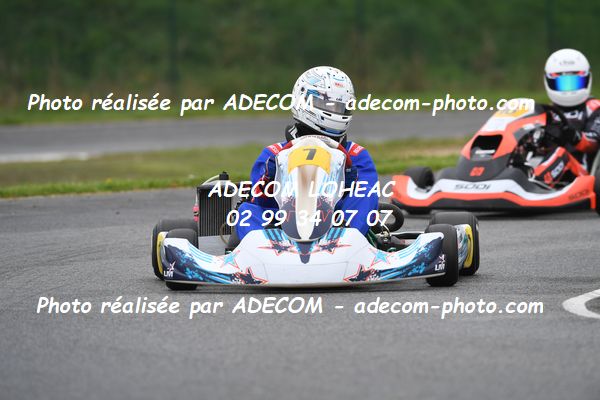 http://v2.adecom-photo.com/images//4.KARTING/2024/CHAMPIONNAT_DE_LIGUE_LOHEAC_2024/ROTAX/DOUCET_Erwenn/70A_7999.JPG