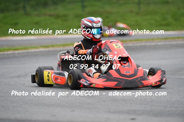 http://v2.adecom-photo.com/images//4.KARTING/2024/CHAMPIONNAT_DE_LIGUE_LOHEAC_2024/ROTAX/FAVRIS_Mathis/70A_8117.JPG