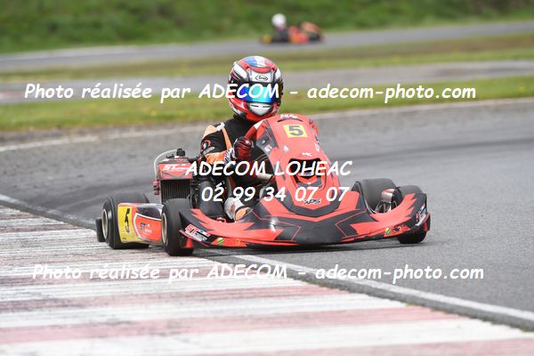 http://v2.adecom-photo.com/images//4.KARTING/2024/CHAMPIONNAT_DE_LIGUE_LOHEAC_2024/ROTAX/FAVRIS_Mathis/79A_0637.JPG