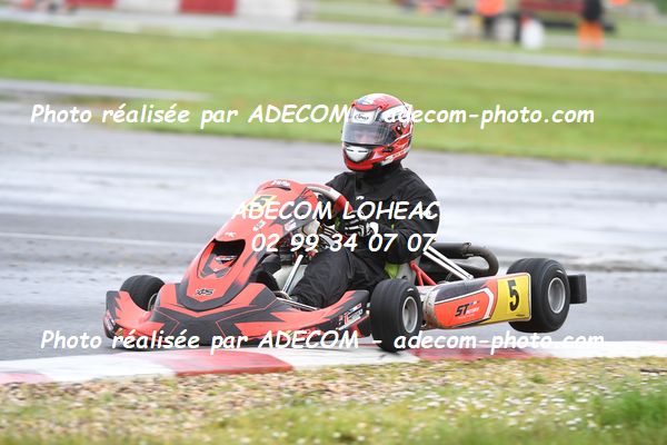 http://v2.adecom-photo.com/images//4.KARTING/2024/CHAMPIONNAT_DE_LIGUE_LOHEAC_2024/ROTAX/FAVRIS_Mathis/79A_1724.JPG