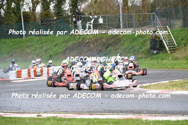 http://v2.adecom-photo.com/images//4.KARTING/2024/CHAMPIONNAT_DE_LIGUE_LOHEAC_2024/ROTAX/FAVRIS_Mathis/79A_2094.JPG