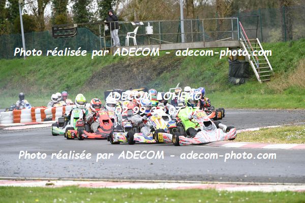 http://v2.adecom-photo.com/images//4.KARTING/2024/CHAMPIONNAT_DE_LIGUE_LOHEAC_2024/ROTAX/FAVRIS_Mathis/79A_2095.JPG