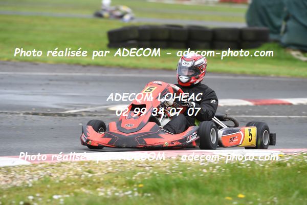 http://v2.adecom-photo.com/images//4.KARTING/2024/CHAMPIONNAT_DE_LIGUE_LOHEAC_2024/ROTAX/FAVRIS_Mathis/79A_2181.JPG