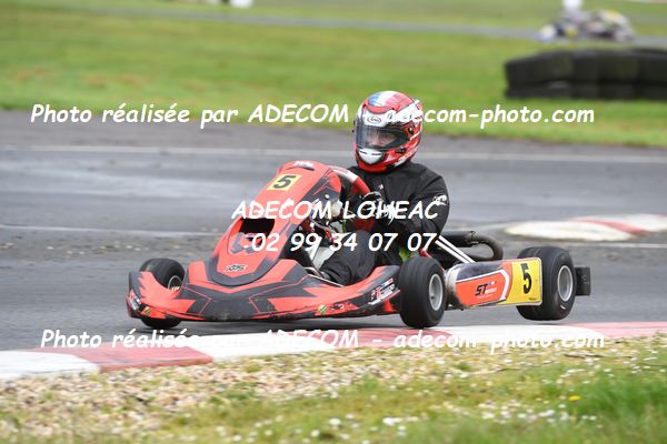 http://v2.adecom-photo.com/images//4.KARTING/2024/CHAMPIONNAT_DE_LIGUE_LOHEAC_2024/ROTAX/FAVRIS_Mathis/79A_2182.JPG